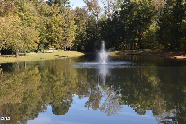 $1,950 | 105 Martins Point Place, Cary, NC 27519