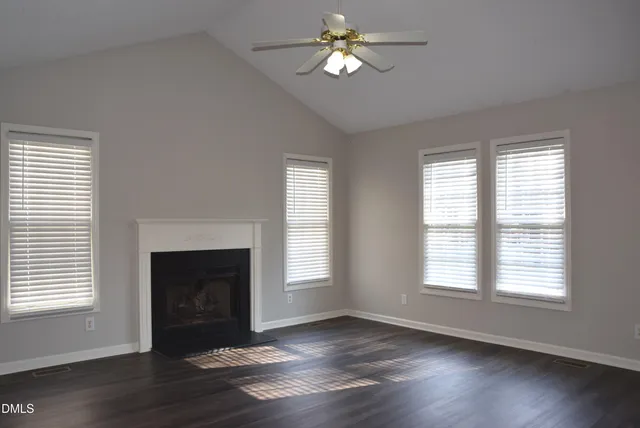 $1,950 | 105 Martins Point Place, Cary, NC 27519