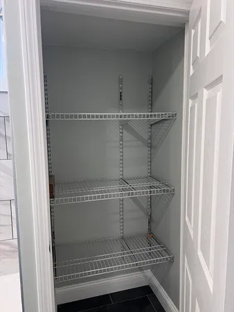 $3,200 | 100 Maverick Street, Unit 1, Chelsea, MA 02150