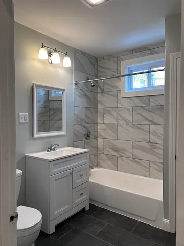 $3,200 | 100 Maverick Street, Unit 1, Chelsea, MA 02150