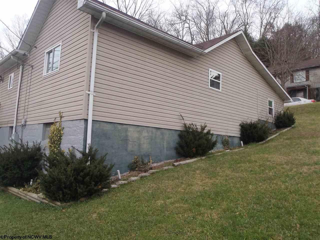 123 Floyd Street Rivesville, WV 26588 - Photo 4 of 17 Gallery Image 4