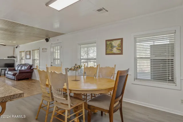 $324,900 | 3485 Hwy 319 Cypremort Point, Franklin, LA 70538