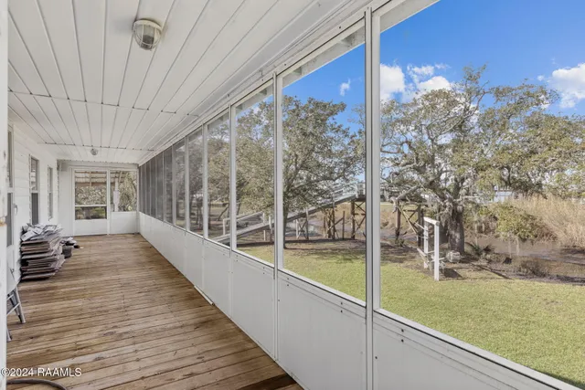 $324,900 | 3485 Hwy 319 Cypremort Point, Franklin, LA 70538