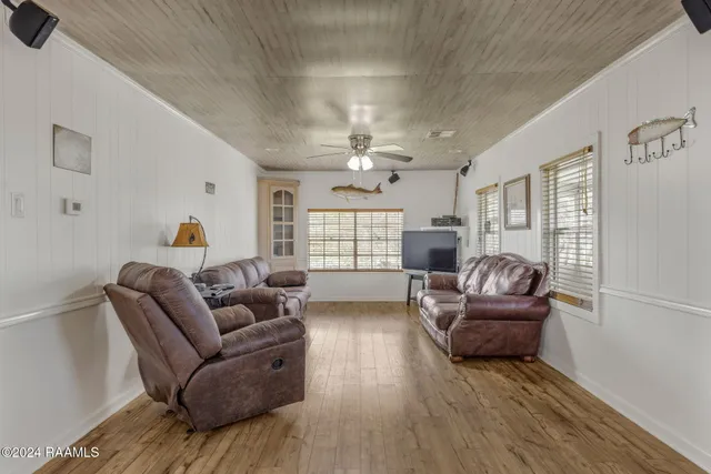 $324,900 | 3485 Hwy 319 Cypremort Point, Franklin, LA 70538