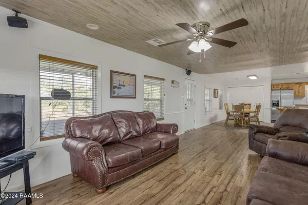 $324,900 | 3485 Hwy 319 Cypremort Point, Franklin, LA 70538