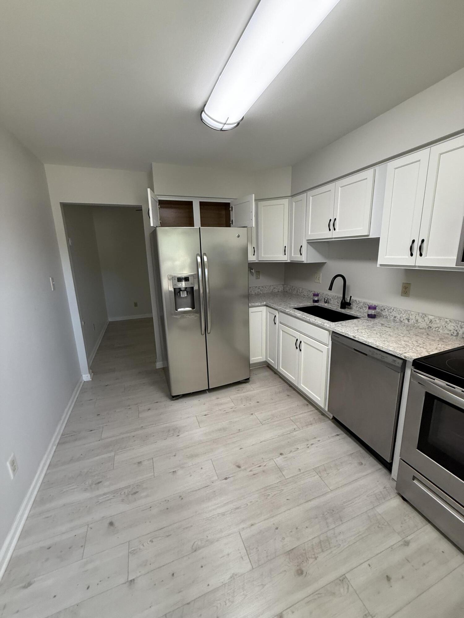 8037 41st Avenue, Unit 29C Kenosha, WI 53142 - Photo 13 of 19 IMG_1918