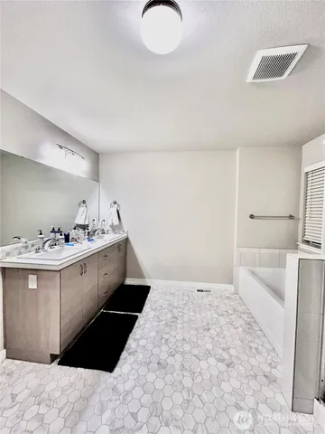 $659,900 | 16155 8th Avenue East, Spanaway, WA 98445