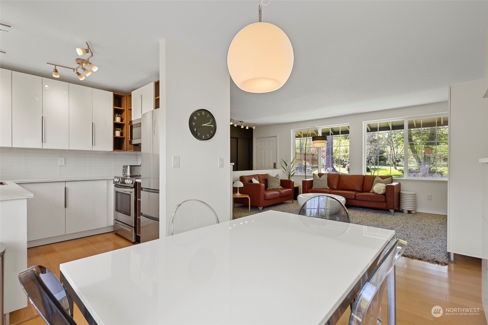 5055 Wilkinson Road Langley, WA 98260 - Photo 9 of 31 Gallery Image 9