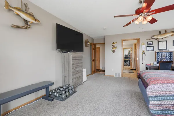 $525,000 | 21436 200th Avenue Northeast, Thief River Falls, MN 56701