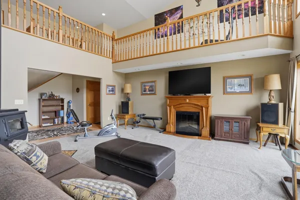 $525,000 | 21436 200th Avenue Northeast, Thief River Falls, MN 56701