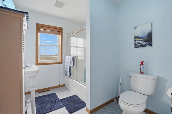 $525,000 | 21436 200th Avenue Northeast, Thief River Falls, MN 56701