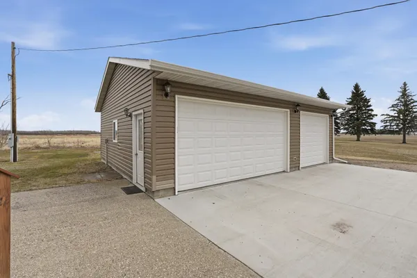 $525,000 | 21436 200th Avenue Northeast, Thief River Falls, MN 56701