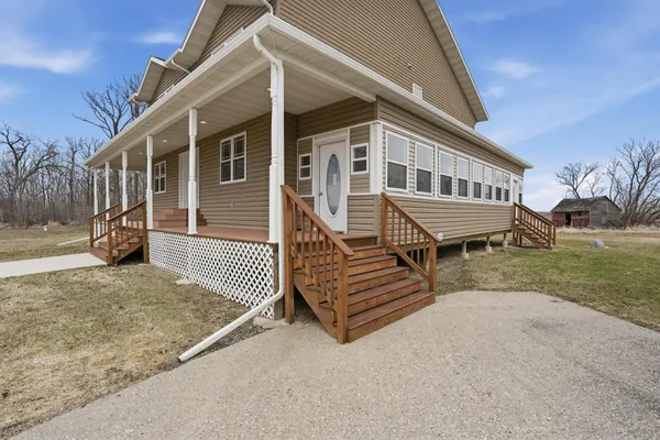 $525,000 | 21436 200th Avenue Northeast, Thief River Falls, MN 56701