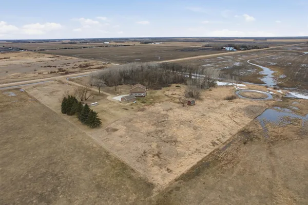 $525,000 | 21436 200th Avenue Northeast, Thief River Falls, MN 56701