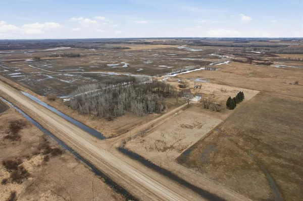 $525,000 | 21436 200th Avenue Northeast, Thief River Falls, MN 56701