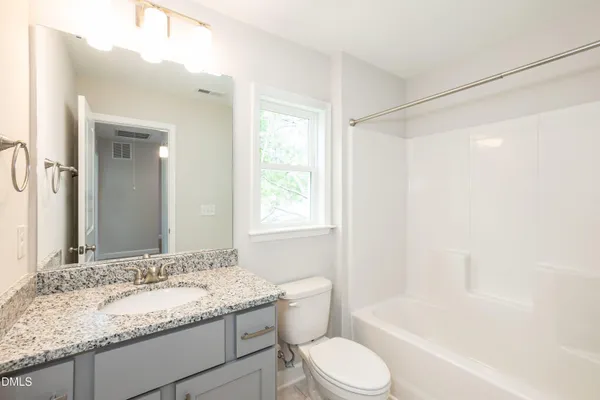 $255,000 | 807 East Harnett Street, Dunn, NC 28334