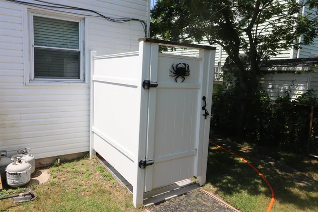 $1,350 | 309 North Harding Avenue, Unit A, Margate City, NJ 08402