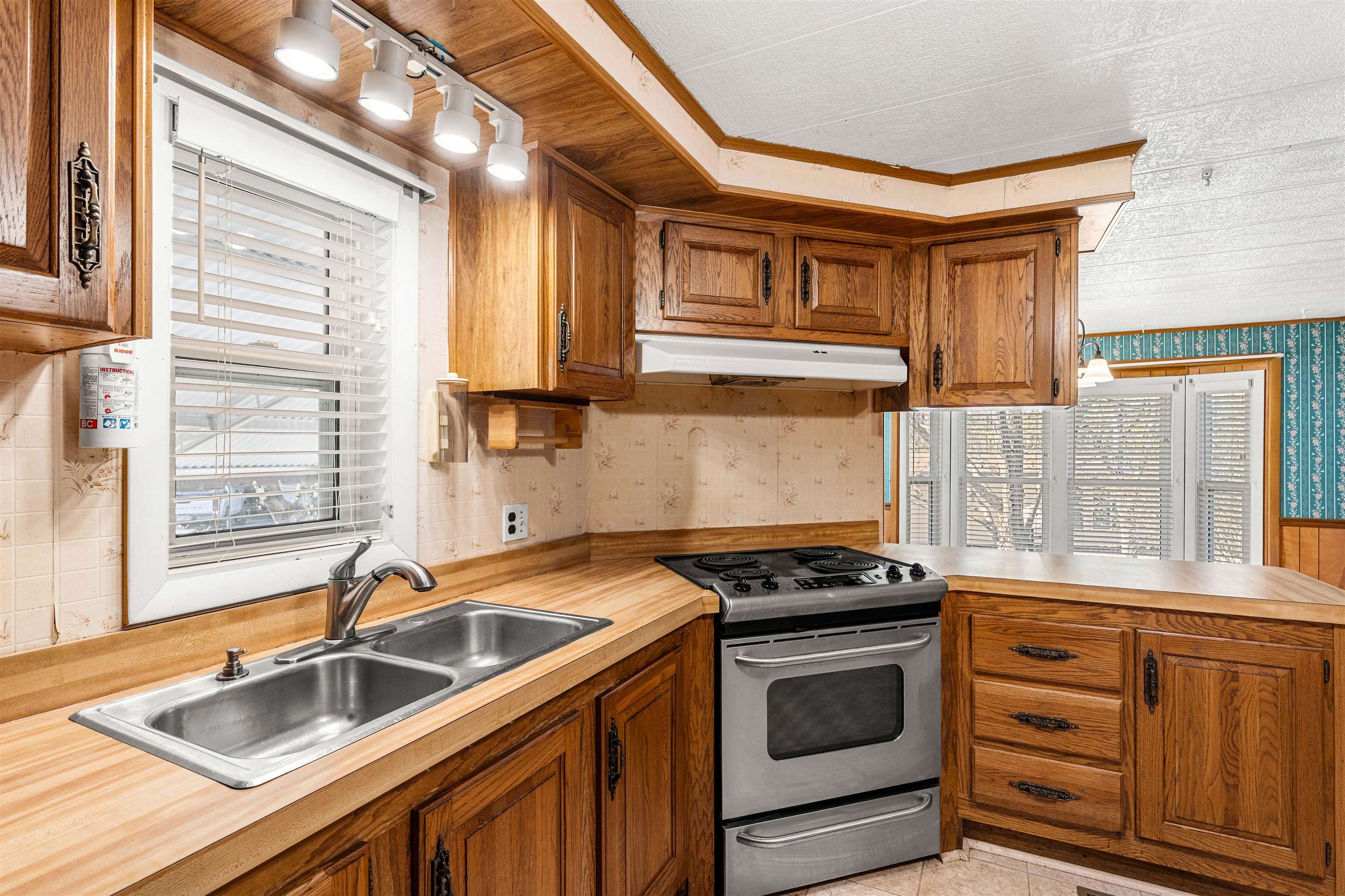 19 Kelly Court Goffstown, NH 03045 - Photo 15 of 41