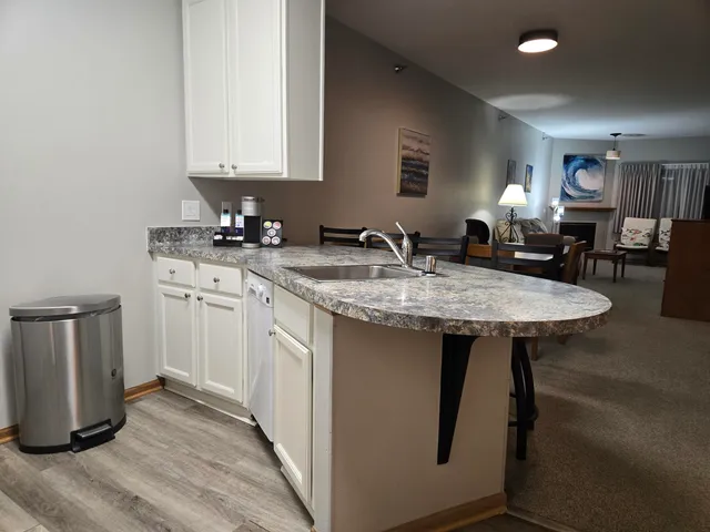 $229,000 | 111 Center Street, Unit 140, Lake Geneva, WI 53147