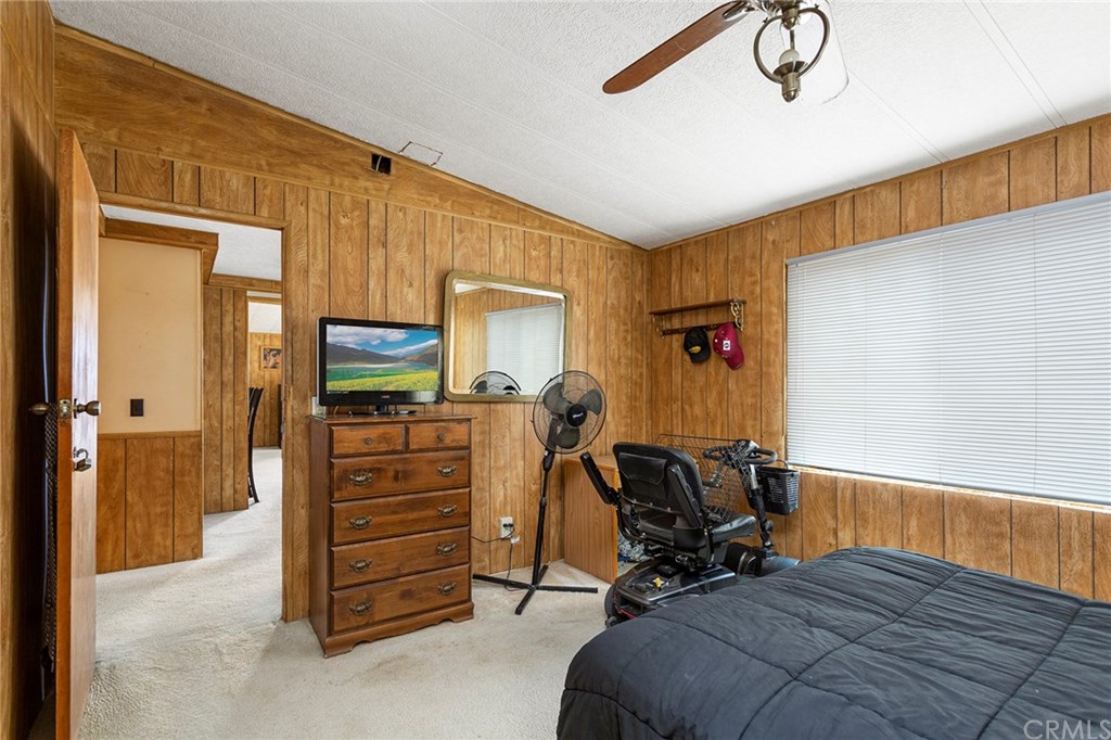 18852 Woodcrest Lane Riverside, CA 92508 - Photo 17 of 26 Gallery Image 17