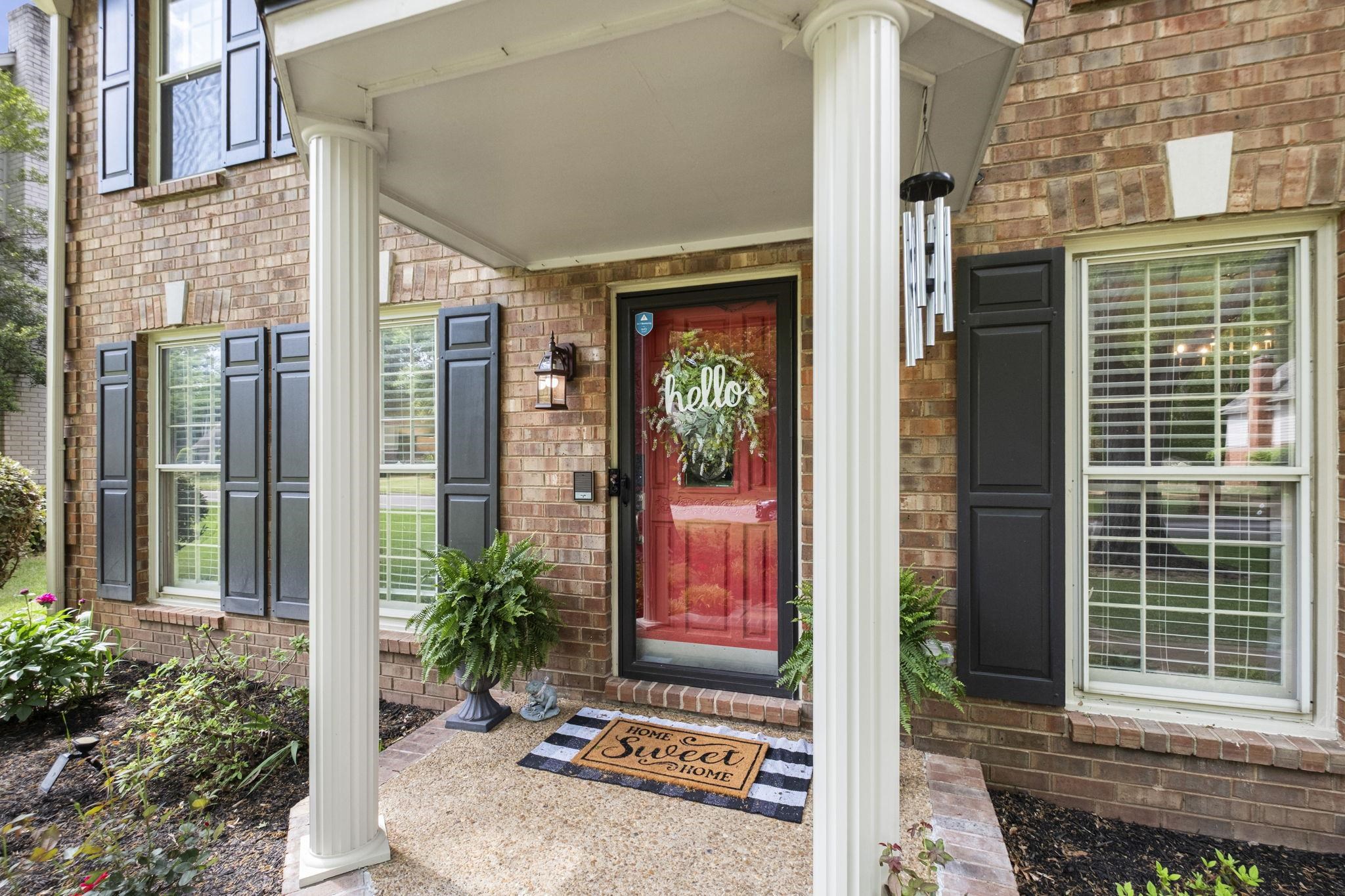 3353 Beaver Run Cove North Collierville, TN 38017 - Photo 3 of 34 a view of a door and chair in the balcony