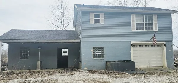 $99,900 | 3040 Highway 111, Elizabeth, IN 47117