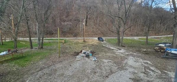 $99,900 | 3040 Highway 111, Elizabeth, IN 47117