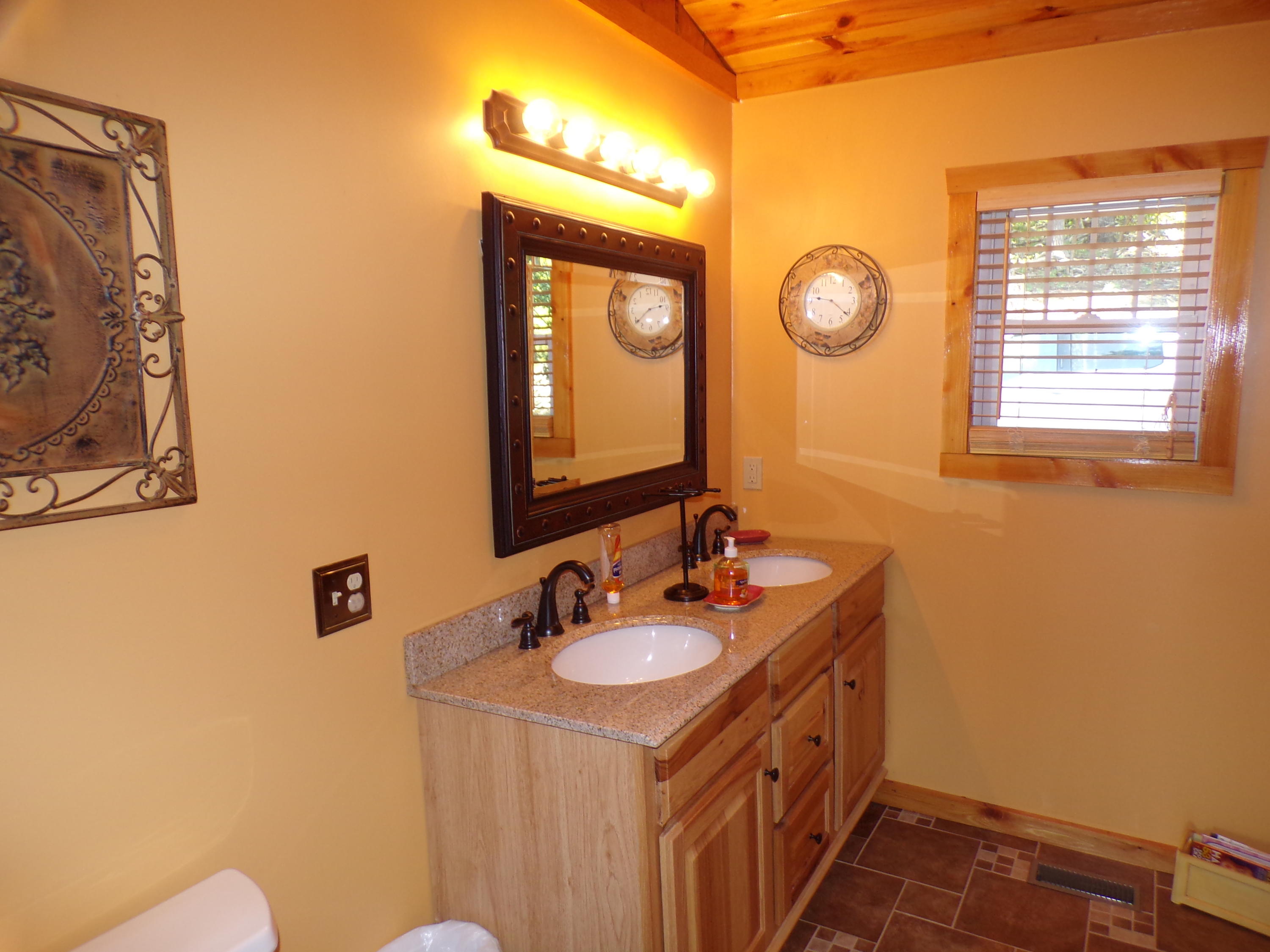 126 Water Tank Road Butler, TN 37640 - Photo 15 of 42 103_4270