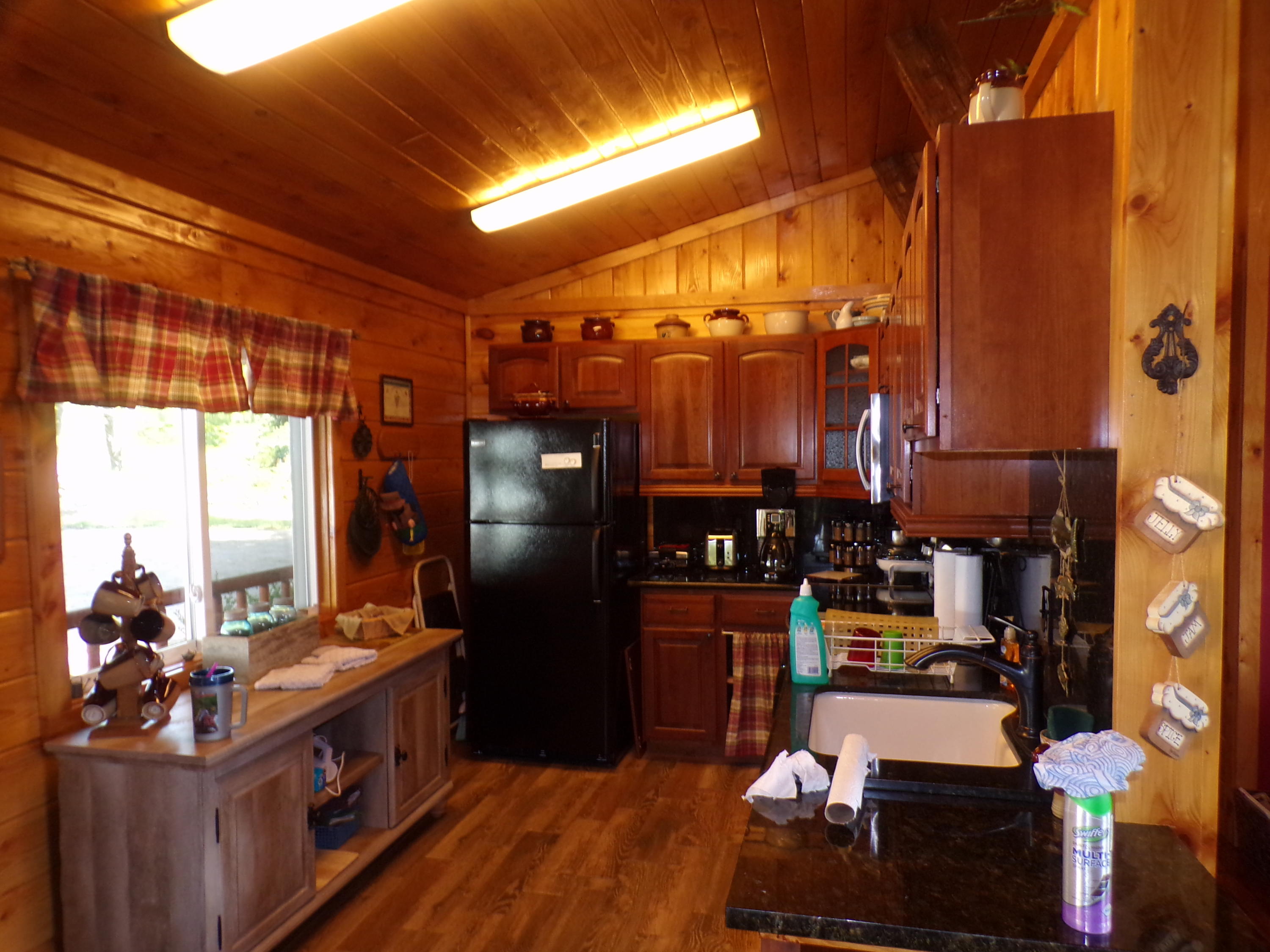 126 Water Tank Road Butler, TN 37640 - Photo 5 of 42 103_4260