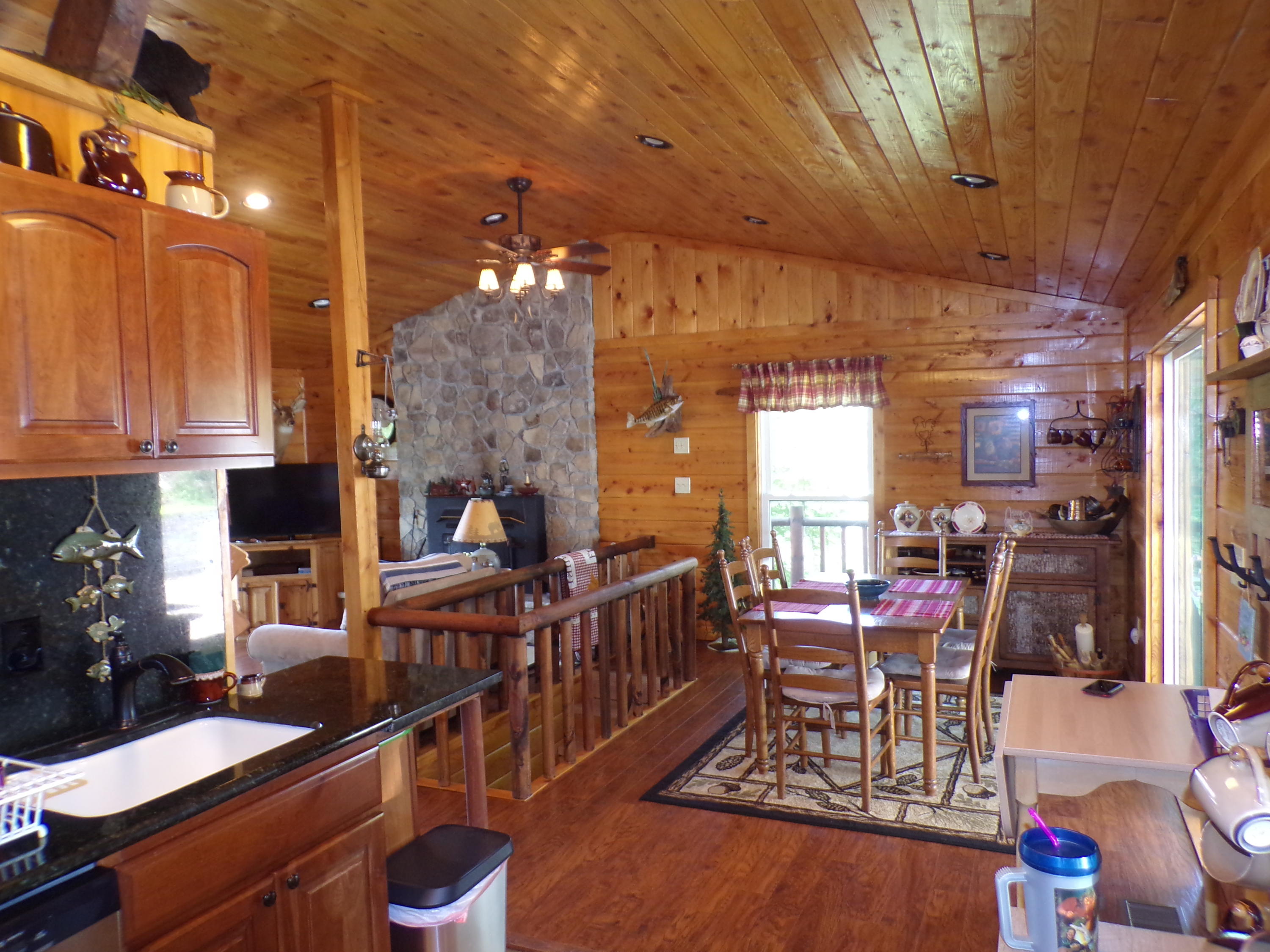 126 Water Tank Road Butler, TN 37640 - Photo 7 of 42 103_4263