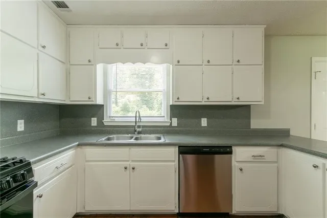 $265,000 | 10 Briarcliff Place, Stockbridge, GA 30281