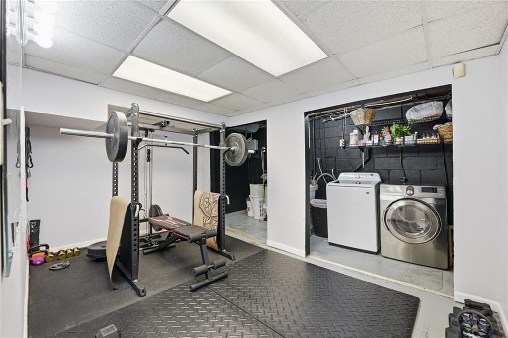 2386 Crestview Road Pittsburgh, PA 15216 - Photo 25 of 48 a view of a storage & utility room