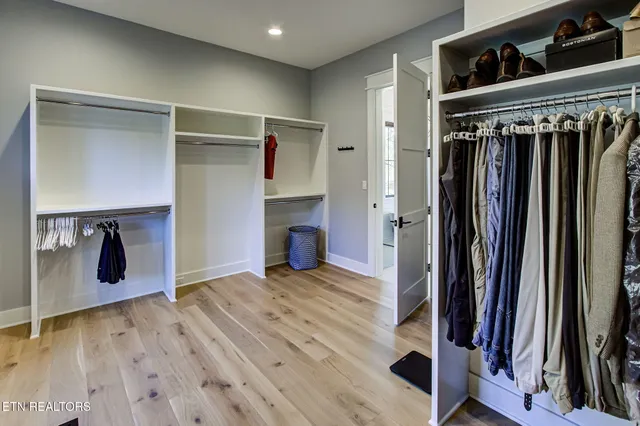 $1,700,000 | 285 East Shore Drive, Rockwood, TN 37854