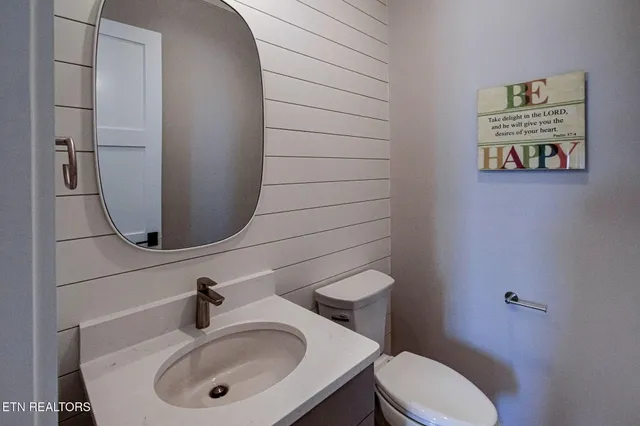 $1,700,000 | 285 East Shore Drive, Rockwood, TN 37854