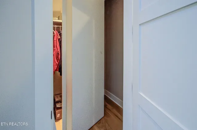 $1,700,000 | 285 East Shore Drive, Rockwood, TN 37854