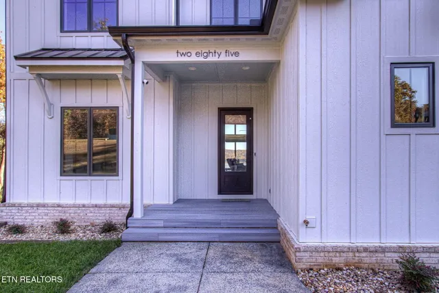 $1,700,000 | 285 East Shore Drive, Rockwood, TN 37854