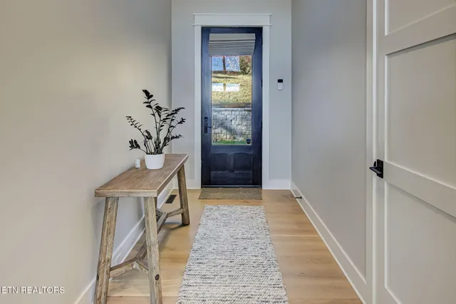 $1,700,000 | 285 East Shore Drive, Rockwood, TN 37854