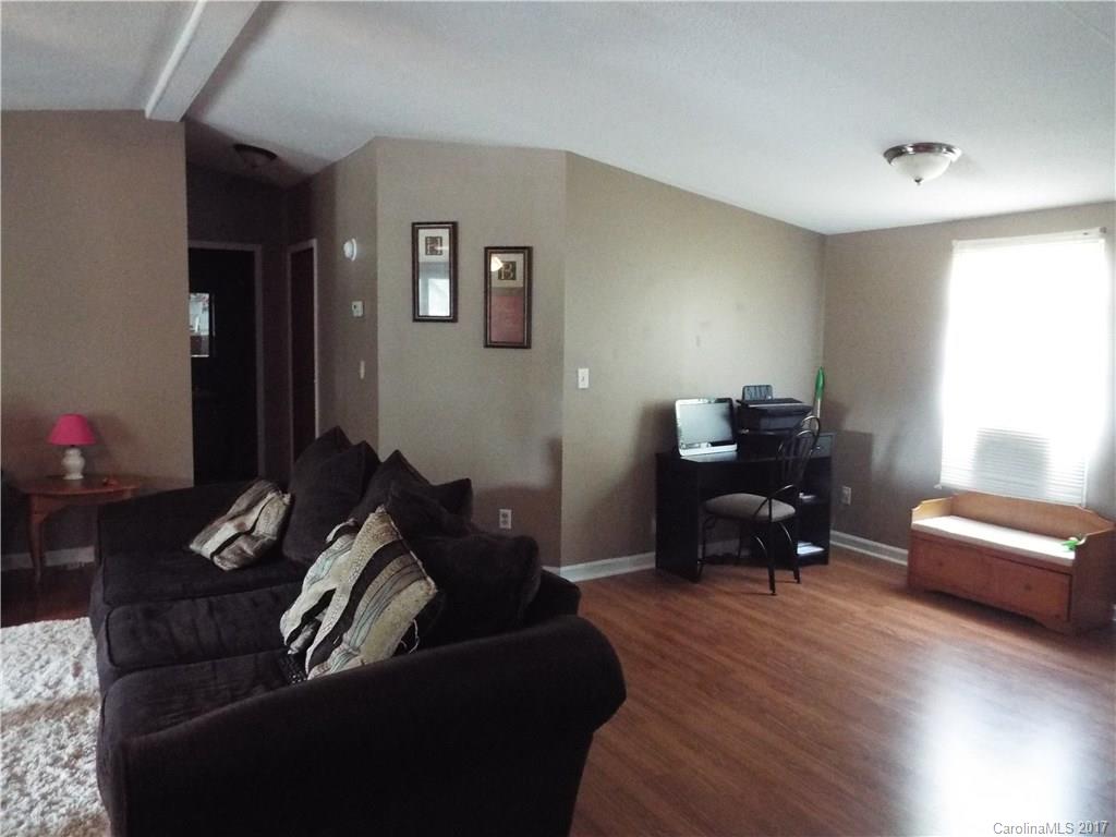 1003 Tadlock Road, Unit 9 Pageland, SC 29728 - Photo 7 of 13 Gallery Image 7