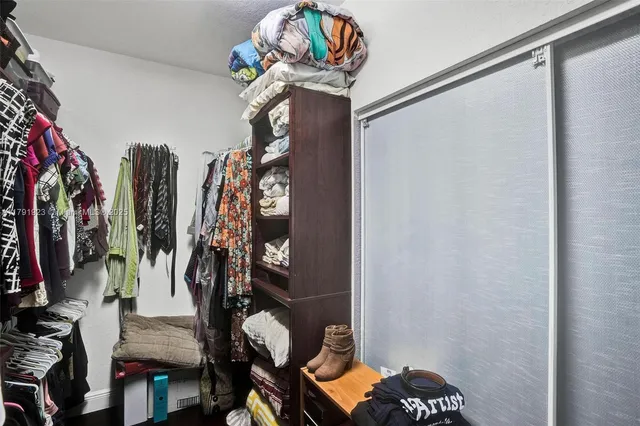 $1,100,000 | 19323 Southwest 55th Street, Miramar, FL 33029