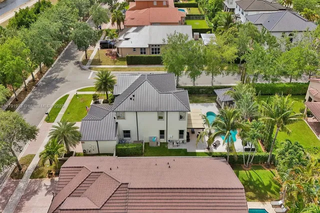 $1,100,000 | 19323 Southwest 55th Street, Miramar, FL 33029