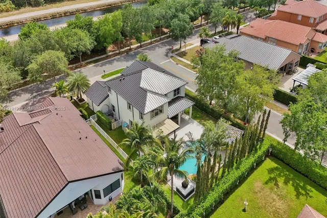 $1,100,000 | 19323 Southwest 55th Street, Miramar, FL 33029