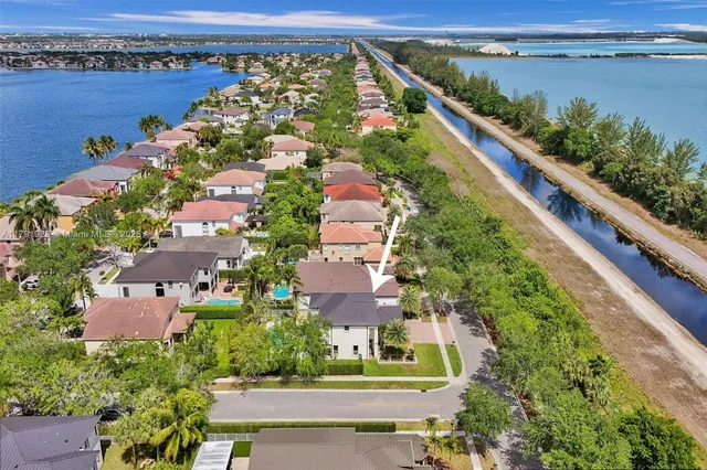 $1,100,000 | 19323 Southwest 55th Street, Miramar, FL 33029
