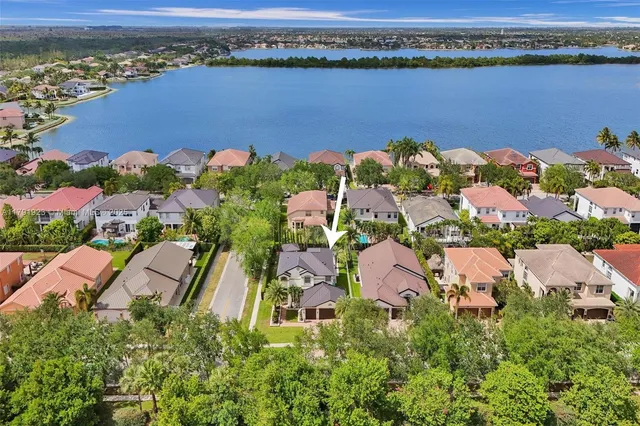 $1,100,000 | 19323 Southwest 55th Street, Miramar, FL 33029