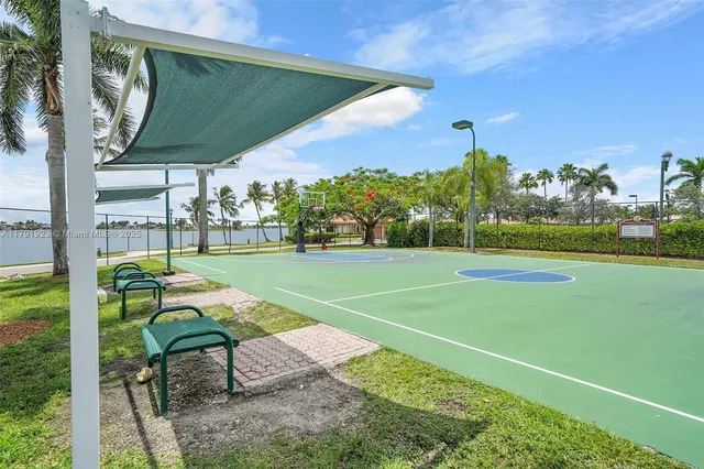 $1,100,000 | 19323 Southwest 55th Street, Miramar, FL 33029