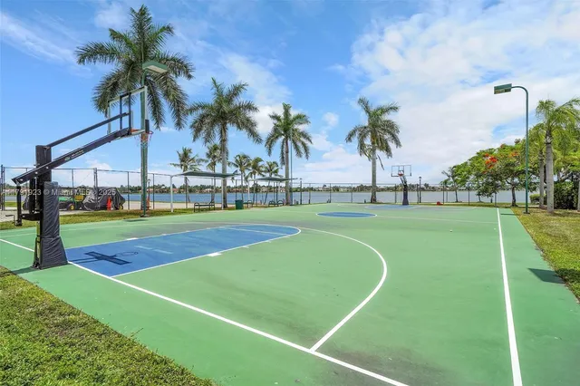 $1,100,000 | 19323 Southwest 55th Street, Miramar, FL 33029