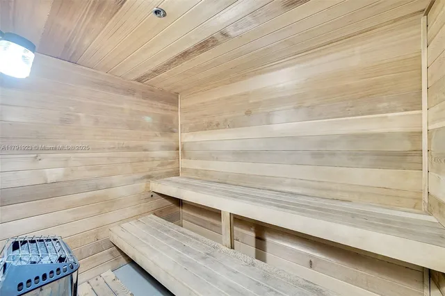 $1,100,000 | 19323 Southwest 55th Street, Miramar, FL 33029