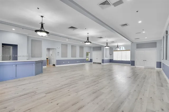 $1,100,000 | 19323 Southwest 55th Street, Miramar, FL 33029