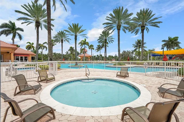 $1,100,000 | 19323 Southwest 55th Street, Miramar, FL 33029