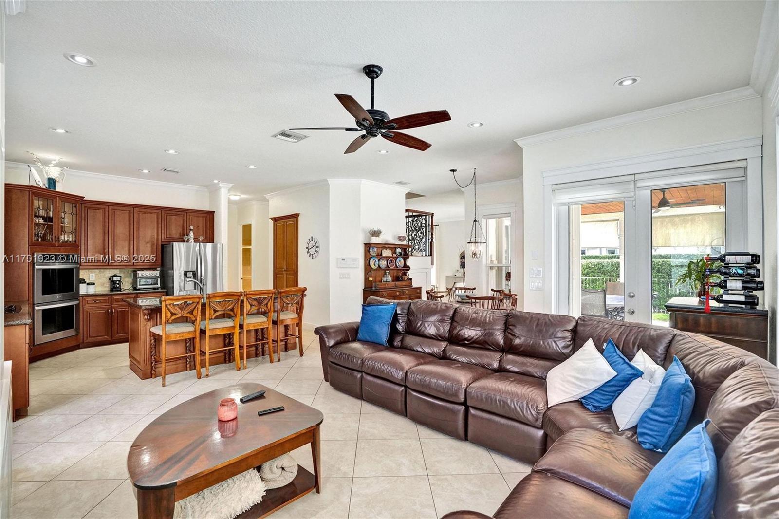 19323 Southwest 55th Street Miramar, FL 33029 - Photo 10 of 81