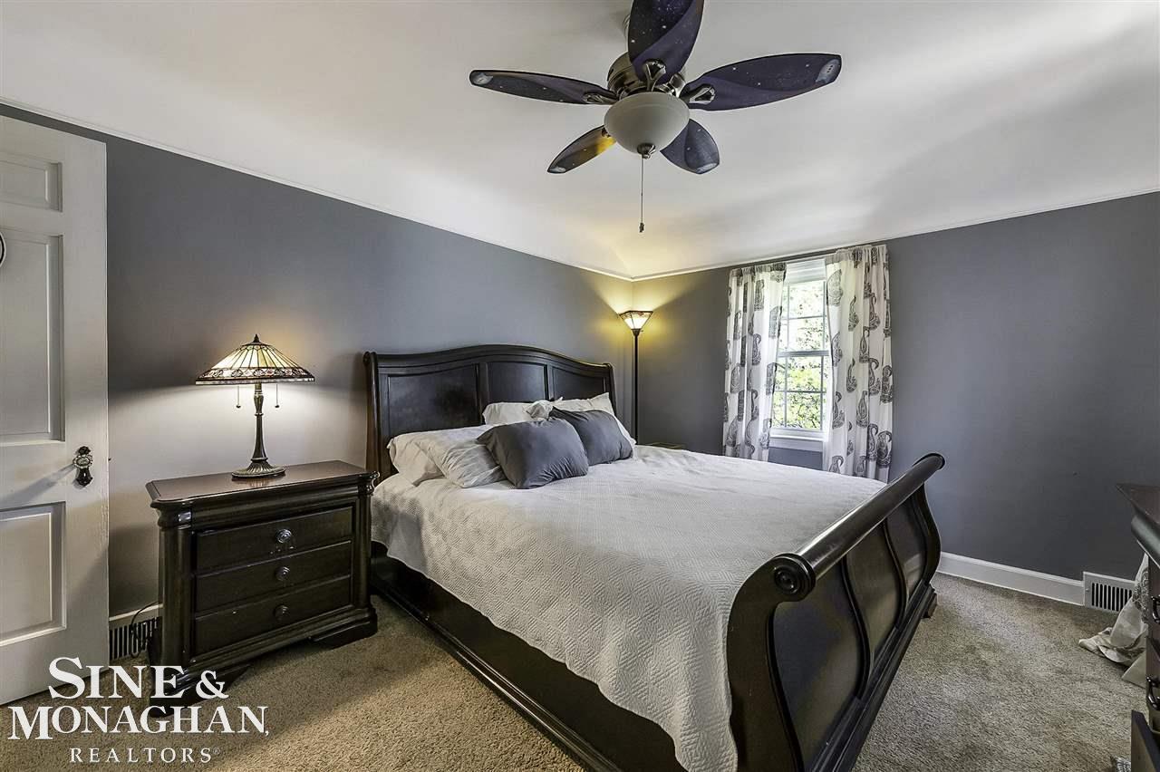 468 Fisher Road Grosse Pointe Farms, MI 48230 - Photo 19 of 36